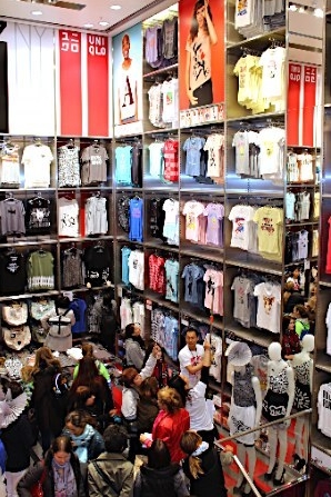 優(yōu)衣庫閃耀柏林 日本快時(shí)尚巨頭德國旗艦店盛大開業(yè)，為歐洲時(shí)尚市場注入新活力